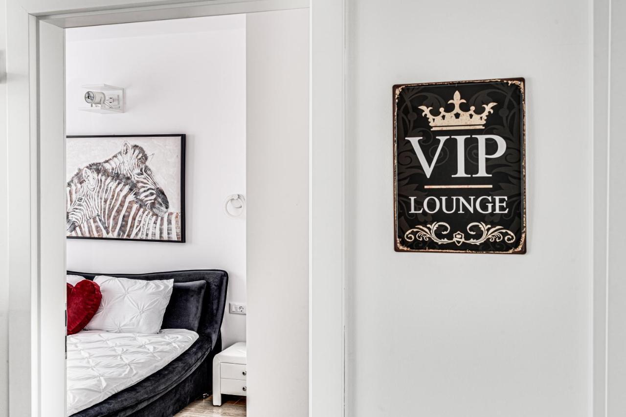 Ari Cinema Apartament With 2M Videoproiector Daire Arad Dış mekan fotoğraf