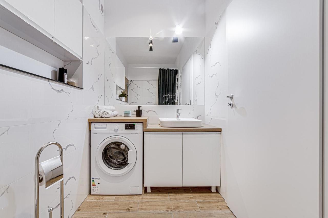 Ari Cinema Apartament With 2M Videoproiector Daire Arad Dış mekan fotoğraf