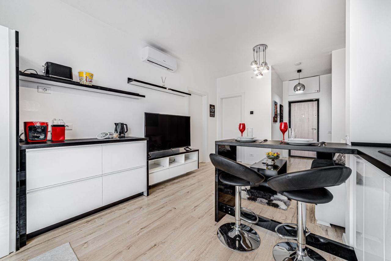 Ari Cinema Apartament With 2M Videoproiector Daire Arad Dış mekan fotoğraf