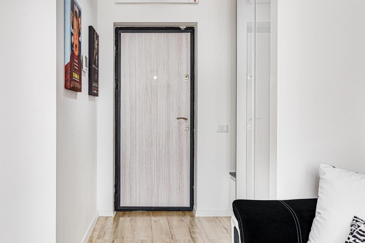 Ari Cinema Apartament With 2M Videoproiector Daire Arad Dış mekan fotoğraf