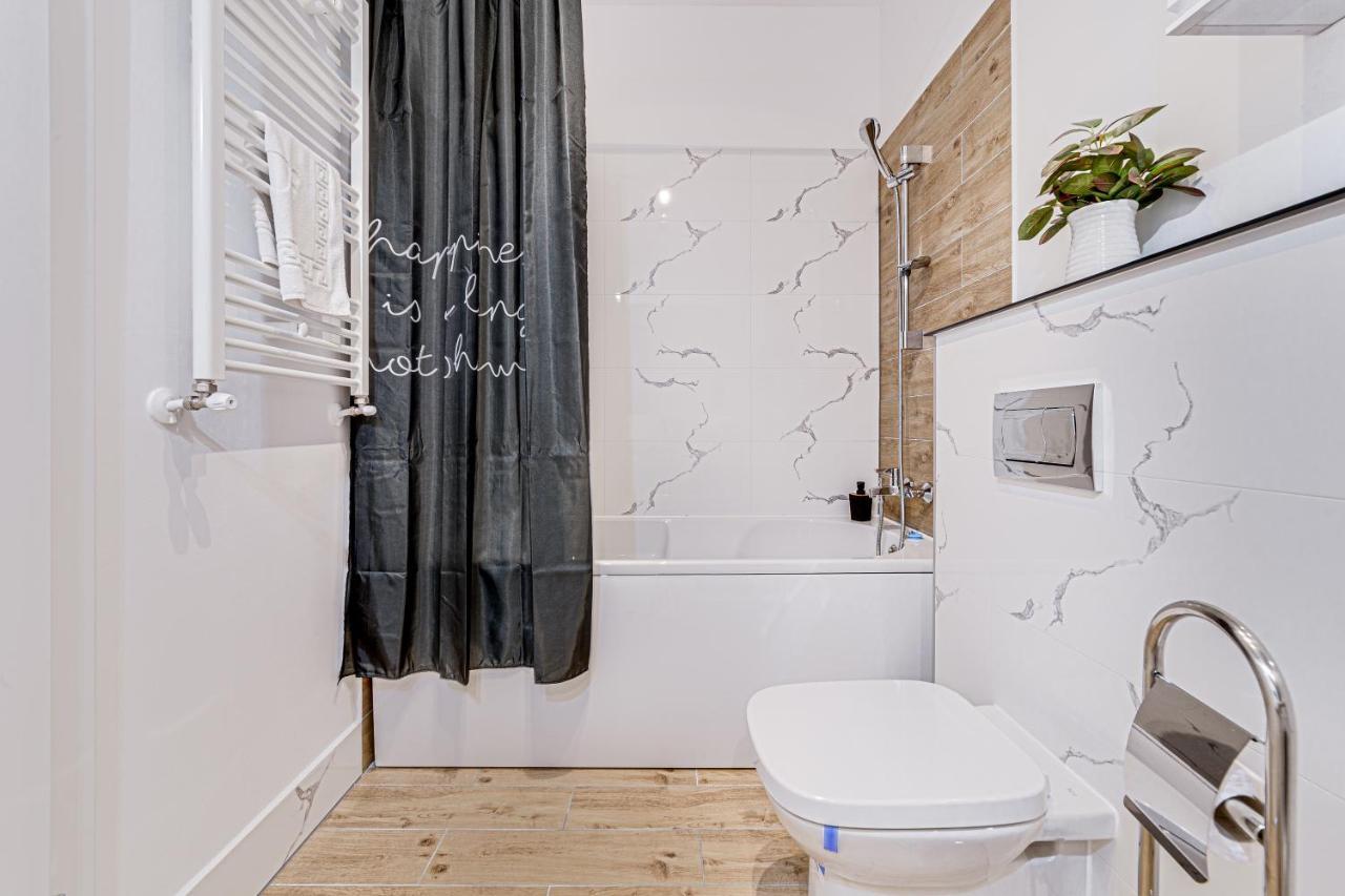 Ari Cinema Apartament With 2M Videoproiector Daire Arad Dış mekan fotoğraf