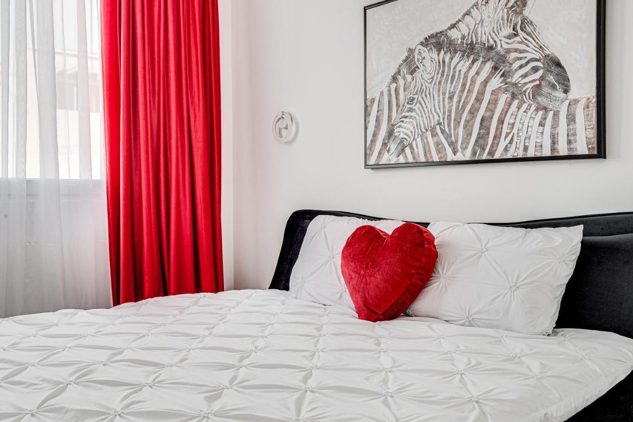 Ari Cinema Apartament With 2M Videoproiector Daire Arad Dış mekan fotoğraf